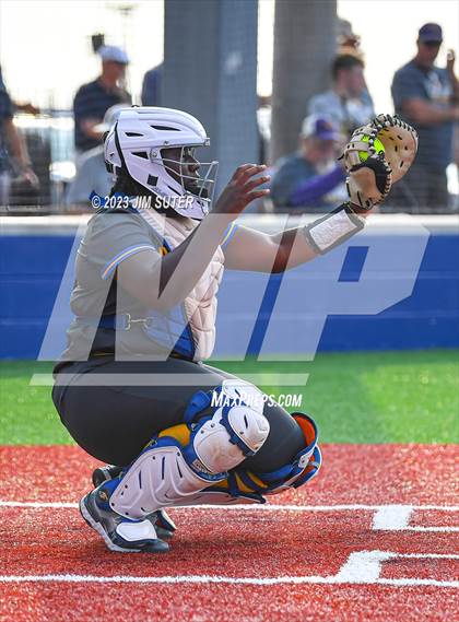 Thumbnail 2 in Lake Creek vs Pflugerville (UIL 5A Reg III Quarterfinal) photogallery.