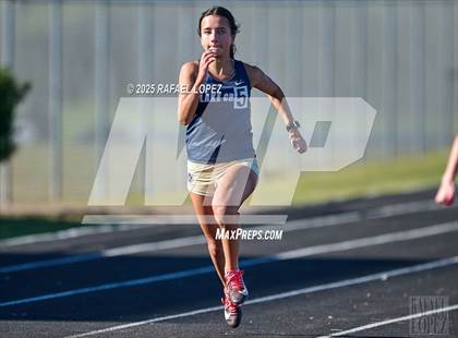 Thumbnail 2 in Dog Pound Invitational (100M) photogallery.