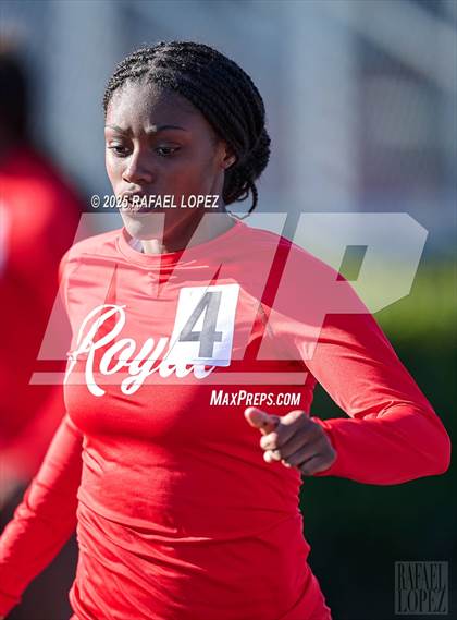 Thumbnail 1 in Dog Pound Invitational (100M) photogallery.