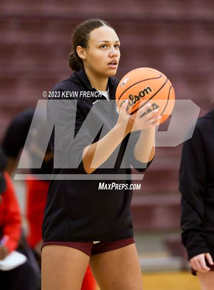 Thumbnail 3 in Mountain Ridge vs Liberty (Mountain Ridge Girls Basketball Invitational) photogallery.