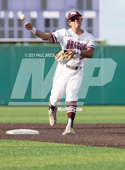 Thumbnail 1 in Round Rock vs. Lake Travis (UIL 6A Region 4 Quarterfinal Game 1) photogallery.
