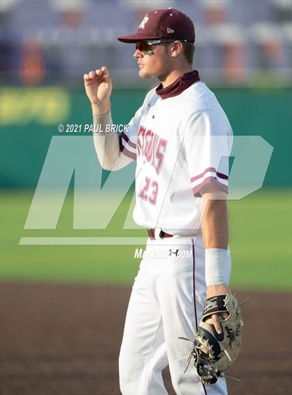 Thumbnail 3 in Round Rock vs. Lake Travis (UIL 6A Region 4 Quarterfinal Game 1) photogallery.