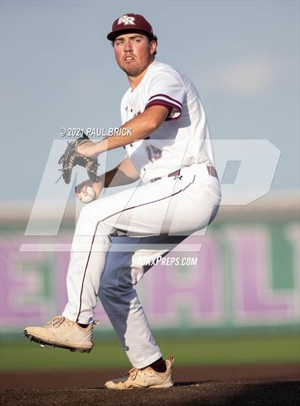 Thumbnail 3 in Round Rock vs. Lake Travis (UIL 6A Region 4 Quarterfinal Game 1) photogallery.