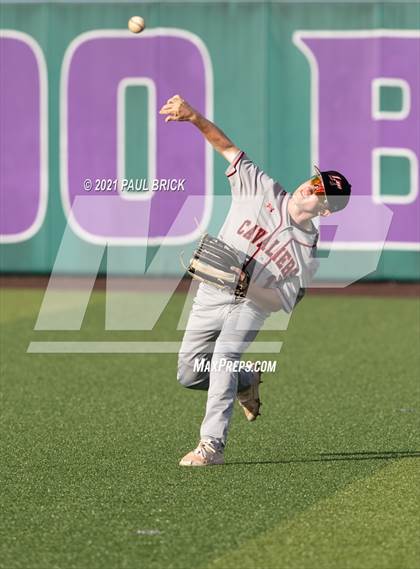 Thumbnail 1 in Round Rock vs. Lake Travis (UIL 6A Region 4 Quarterfinal Game 1) photogallery.