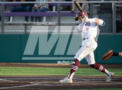 Thumbnail 3 in Round Rock vs. Lake Travis (UIL 6A Region 4 Quarterfinal Game 1) photogallery.