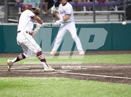 Thumbnail 2 in Round Rock vs. Lake Travis (UIL 6A Region 4 Quarterfinal Game 1) photogallery.