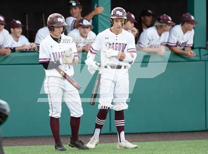 Thumbnail 3 in Round Rock vs. Lake Travis (UIL 6A Region 4 Quarterfinal Game 1) photogallery.