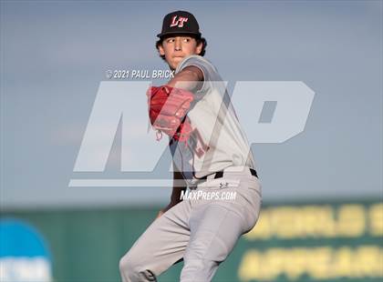 Thumbnail 2 in Round Rock vs. Lake Travis (UIL 6A Region 4 Quarterfinal Game 1) photogallery.