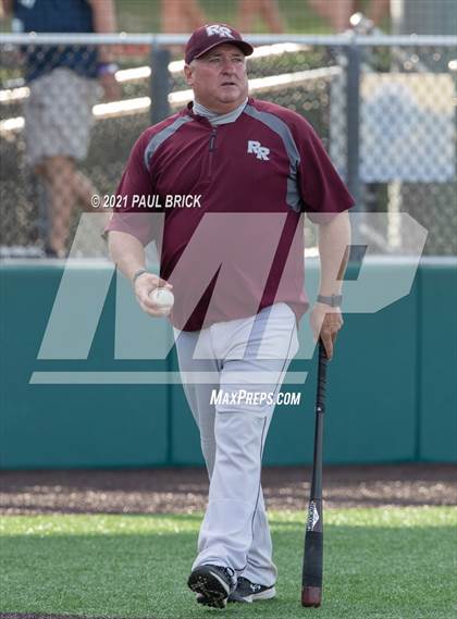 Thumbnail 3 in Round Rock vs. Lake Travis (UIL 6A Region 4 Quarterfinal Game 1) photogallery.