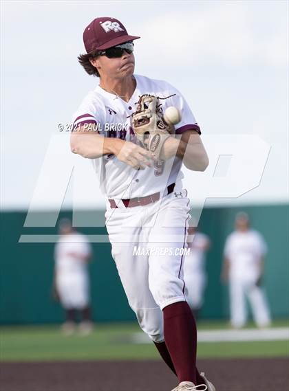 Thumbnail 1 in Round Rock vs. Lake Travis (UIL 6A Region 4 Quarterfinal Game 1) photogallery.