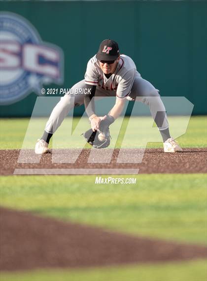 Thumbnail 2 in Round Rock vs. Lake Travis (UIL 6A Region 4 Quarterfinal Game 1) photogallery.