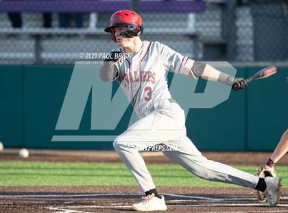 Thumbnail 2 in Round Rock vs. Lake Travis (UIL 6A Region 4 Quarterfinal Game 1) photogallery.