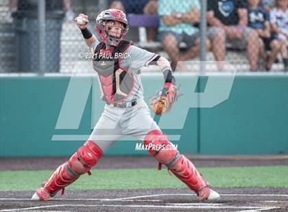 Thumbnail 2 in Round Rock vs. Lake Travis (UIL 6A Region 4 Quarterfinal Game 1) photogallery.