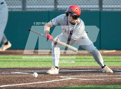 Thumbnail 3 in Round Rock vs. Lake Travis (UIL 6A Region 4 Quarterfinal Game 1) photogallery.