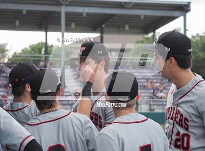 Thumbnail 2 in Round Rock vs. Lake Travis (UIL 6A Region 4 Quarterfinal Game 1) photogallery.
