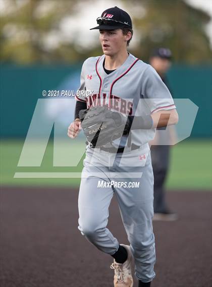 Thumbnail 1 in Round Rock vs. Lake Travis (UIL 6A Region 4 Quarterfinal Game 1) photogallery.