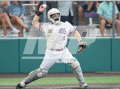 Thumbnail 2 in Round Rock vs. Lake Travis (UIL 6A Region 4 Quarterfinal Game 1) photogallery.