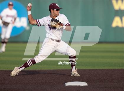 Thumbnail 1 in Round Rock vs. Lake Travis (UIL 6A Region 4 Quarterfinal Game 1) photogallery.