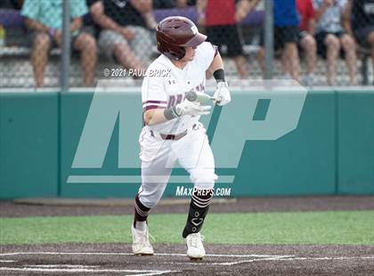 Thumbnail 2 in Round Rock vs. Lake Travis (UIL 6A Region 4 Quarterfinal Game 1) photogallery.