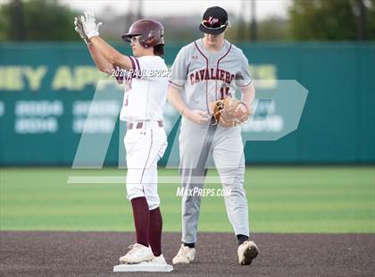 Thumbnail 3 in Round Rock vs. Lake Travis (UIL 6A Region 4 Quarterfinal Game 1) photogallery.