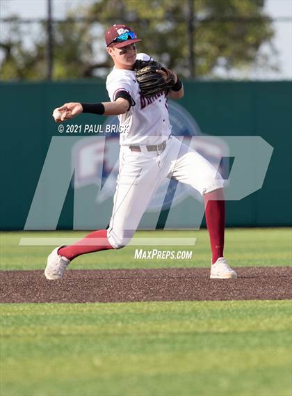 Thumbnail 3 in Round Rock vs. Lake Travis (UIL 6A Region 4 Quarterfinal Game 1) photogallery.