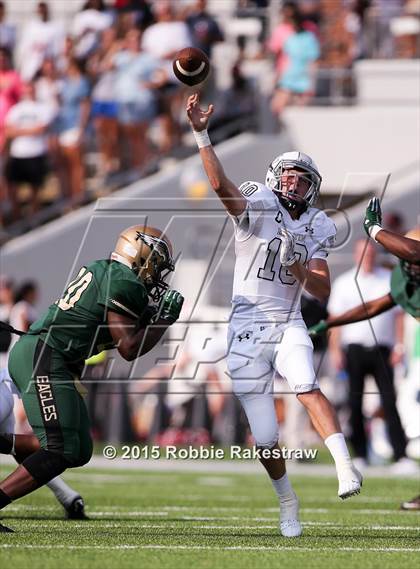 Thumbnail 2 in DeSoto vs. Martin photogallery.