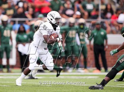 Thumbnail 1 in DeSoto vs. Martin photogallery.