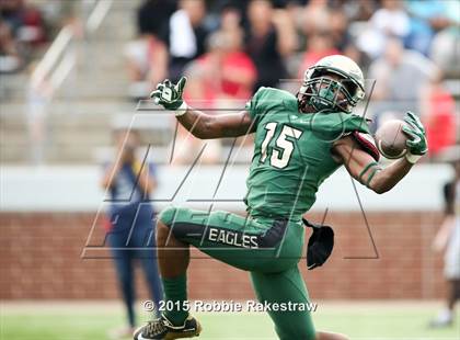 Thumbnail 1 in DeSoto vs. Martin photogallery.
