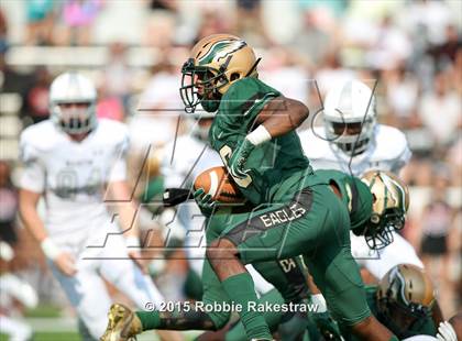 Thumbnail 2 in DeSoto vs. Martin photogallery.