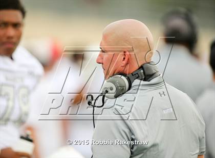 Thumbnail 3 in DeSoto vs. Martin photogallery.