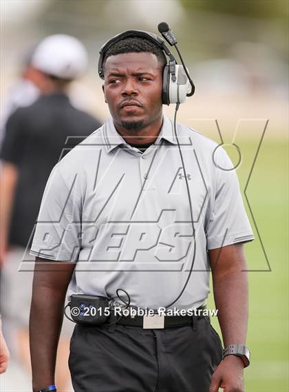 Thumbnail 3 in DeSoto vs. Martin photogallery.