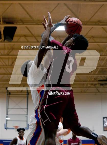 Thumbnail 1 in Maplesville @ Chilton County photogallery.