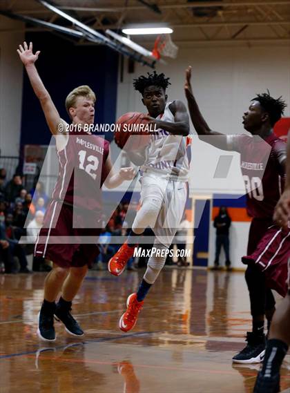 Thumbnail 1 in Maplesville @ Chilton County photogallery.
