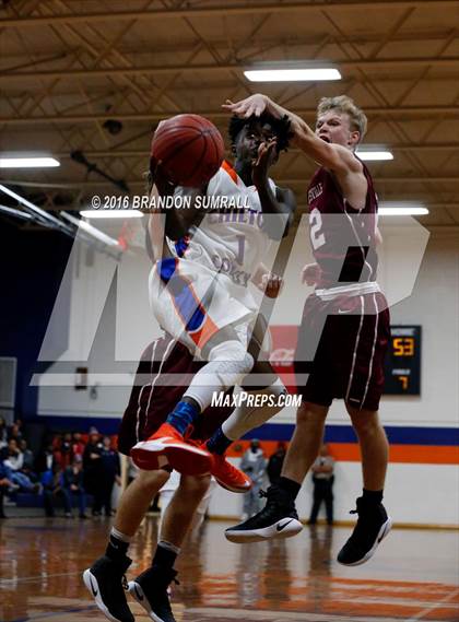 Thumbnail 1 in Maplesville @ Chilton County photogallery.