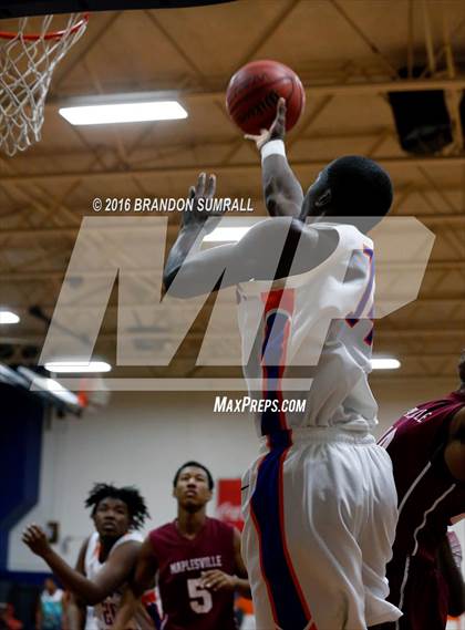 Thumbnail 1 in Maplesville @ Chilton County photogallery.