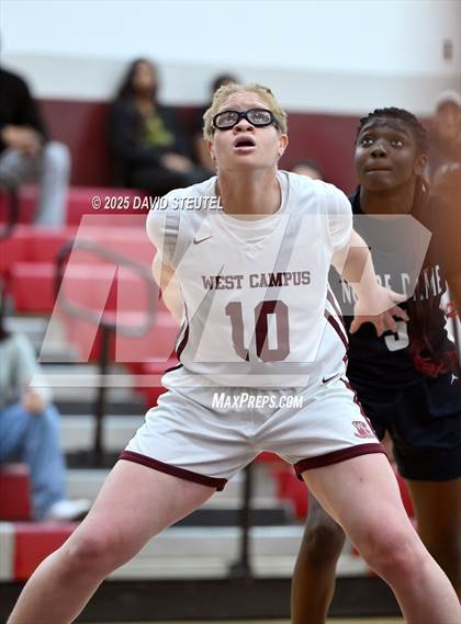 Thumbnail 1 in Notre Dame @ West Campus (CIF State NorCal D4 Round 1) photogallery.