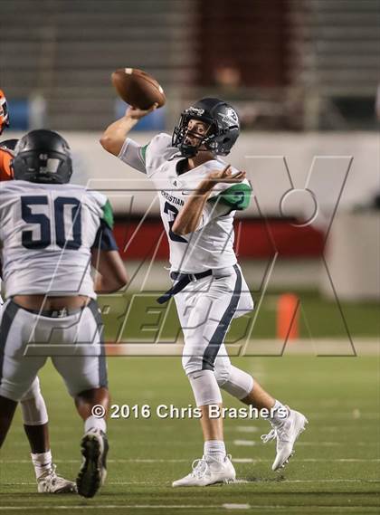 Thumbnail 3 in Warren vs. Little Rock Christian Academy (Kickoff Classic) photogallery.