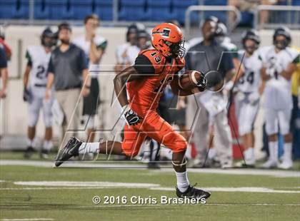 Thumbnail 1 in Warren vs. Little Rock Christian Academy (Kickoff Classic) photogallery.