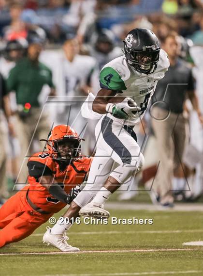 Thumbnail 2 in Warren vs. Little Rock Christian Academy (Kickoff Classic) photogallery.
