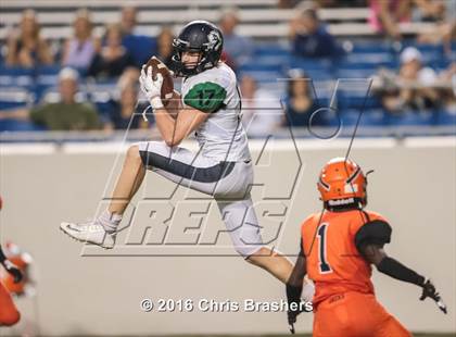 Thumbnail 2 in Warren vs. Little Rock Christian Academy (Kickoff Classic) photogallery.