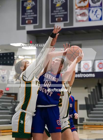 Thumbnail 3 in Fremd vs. Jennings County (Sneakers for Santa Shootout) photogallery.