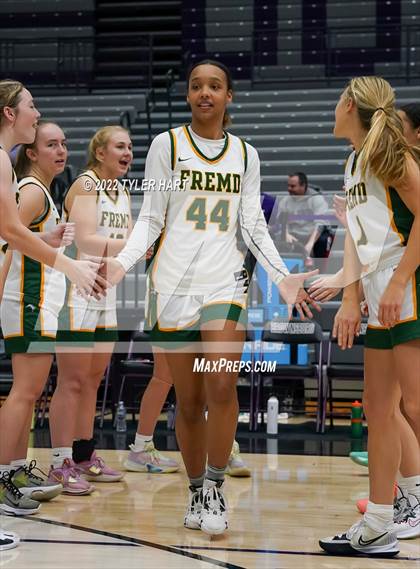 Thumbnail 3 in Fremd vs. Jennings County (Sneakers for Santa Shootout) photogallery.
