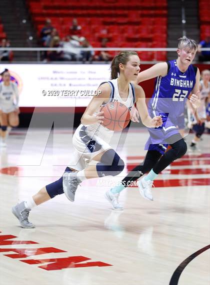 Thumbnail 2 in Bingham vs. Westlake (UHSA 6A Quarterfinal) photogallery.