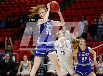 Thumbnail 3 in Bingham vs. Westlake (UHSA 6A Quarterfinal) photogallery.