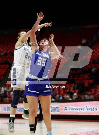 Thumbnail 1 in Bingham vs. Westlake (UHSA 6A Quarterfinal) photogallery.