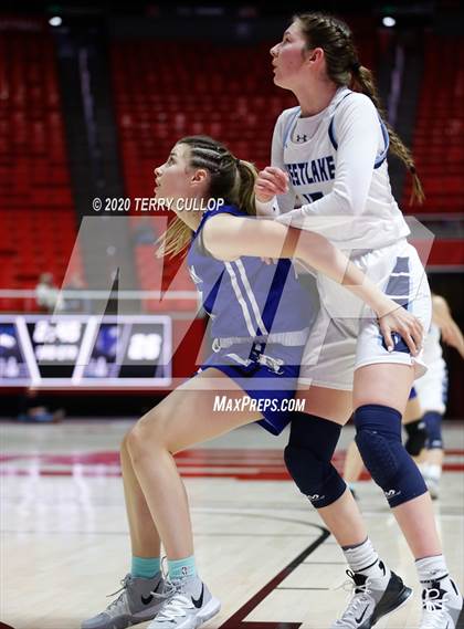 Thumbnail 2 in Bingham vs. Westlake (UHSA 6A Quarterfinal) photogallery.