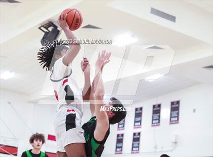 Thumbnail 2 in Cleveland vs  Granada Hills Charter photogallery.