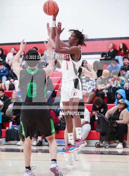 Thumbnail 3 in Cleveland vs  Granada Hills Charter photogallery.