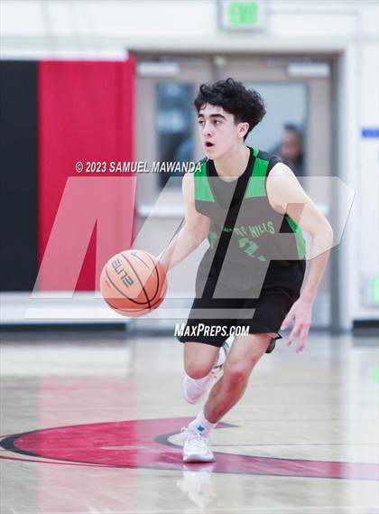 Thumbnail 2 in Cleveland vs  Granada Hills Charter photogallery.