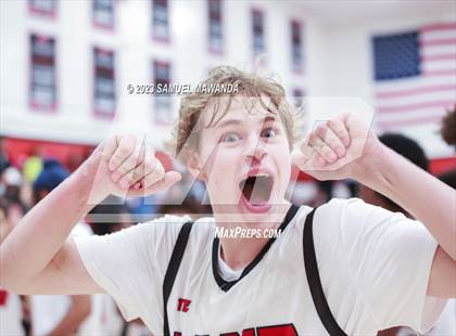 Thumbnail 3 in Cleveland vs  Granada Hills Charter photogallery.
